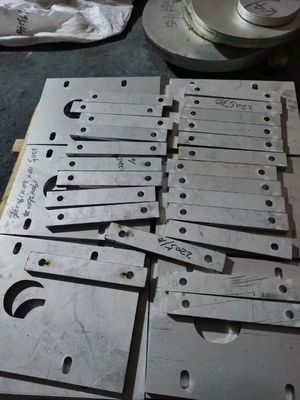 حافة الشق 310S الفولاذ المقاوم للصدأ لوحة قطع مستديرة 2000 مم