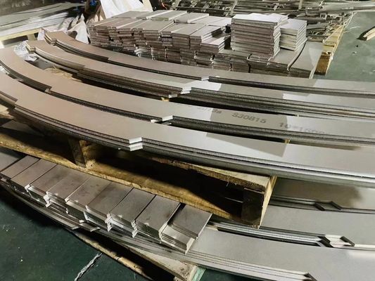 حافة الشق 310S الفولاذ المقاوم للصدأ لوحة قطع مستديرة 2000 مم