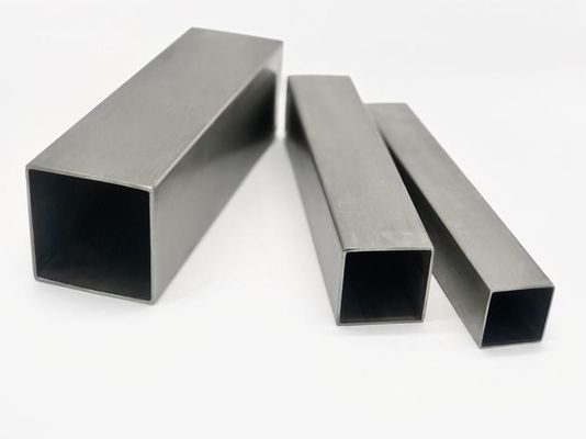 304 قسم مجوف مربع أنبوب فولاذي ERW 180 # 20mm