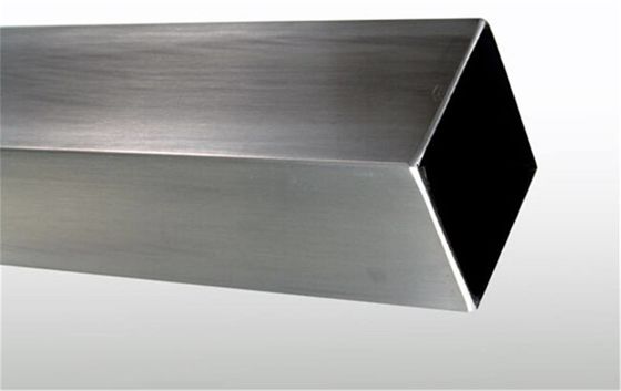 أنبوب مجوف من الفولاذ المقاوم للصدأ ملحوم ASTM A554304 مربع المتفجرات من مخلفات الحرب 316 4 مم