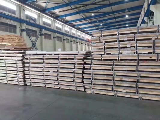SS 420 ASTM A276 لوحة الفولاذ المقاوم للصدأ المدرفلة على الساخن 4 مم سطح نحى صفيحة فولاذية