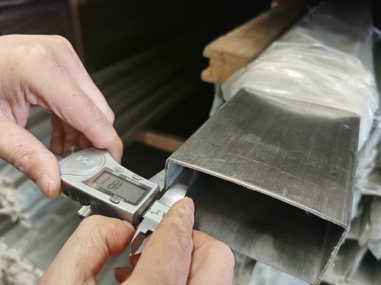 TP304 أنبوب فولاذي ملحوم SS مصقول 309S 6-12M